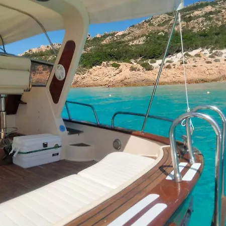 Bateau-hôtel Night On Board